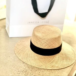 Janessa Leone Jodi Hat Size M